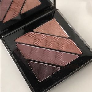 Burberry Complete Eye Palette in Nude Blush